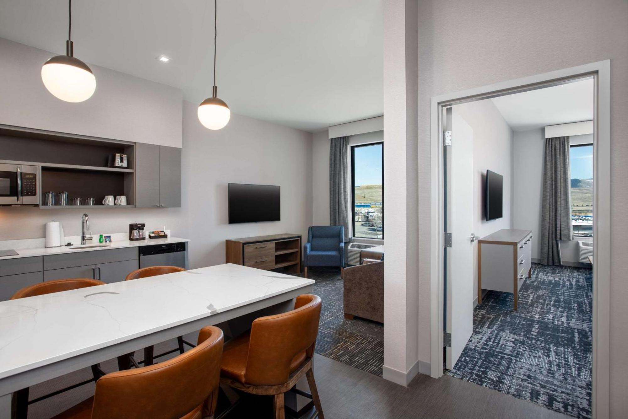 Homewood Suites By Hilton Missoula Exterior photo